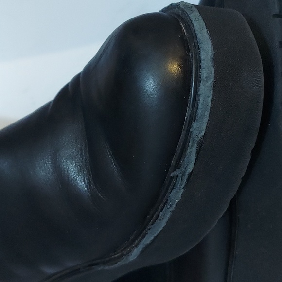 Vince Women's Brinton Flatform Booties. USED - Picture 8 of 11